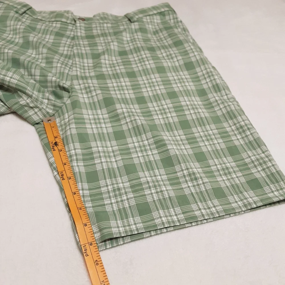 Izod Plaid Golf Shorts Mens 36W